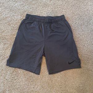 Nike Men's Grey and Black Shorts